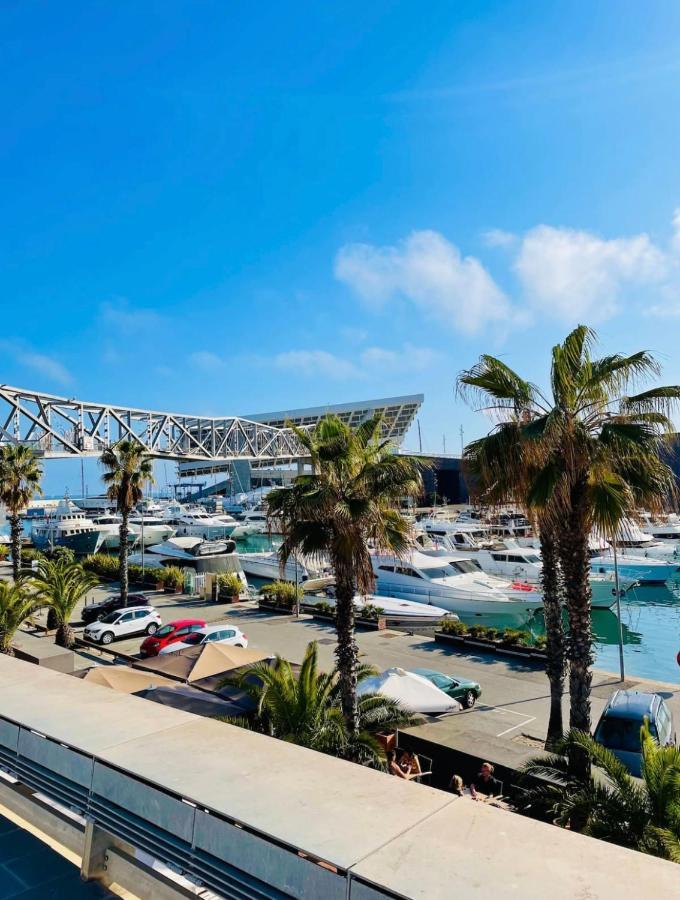 Yacht Hotel Barcelona 圣阿德里安-德贝索斯 外观 照片